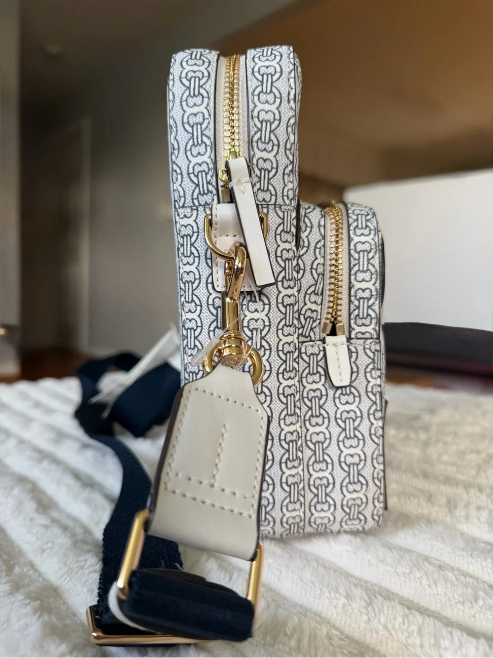 NWT Rare Tory Burch White, Navy & Black Printed Canvas Patch Crossbody Bag